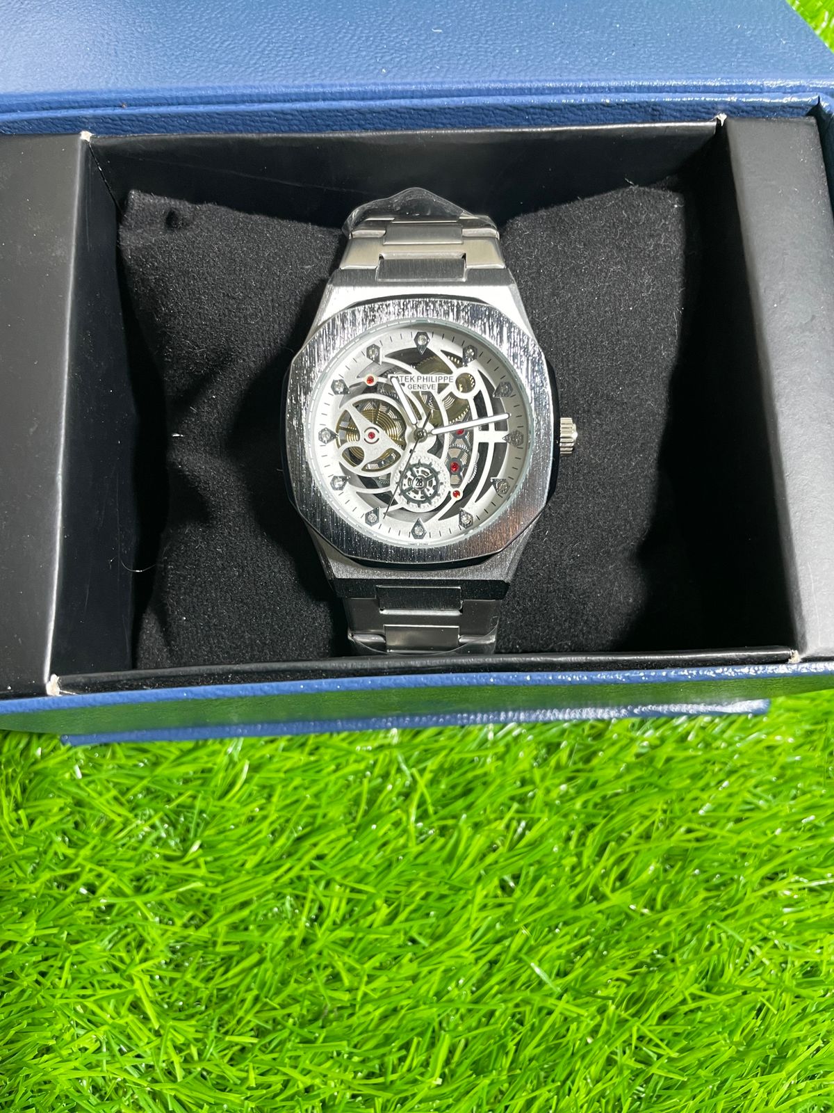 Patek Philippe Premium Quality Watch with Full Box (Water Resistant)